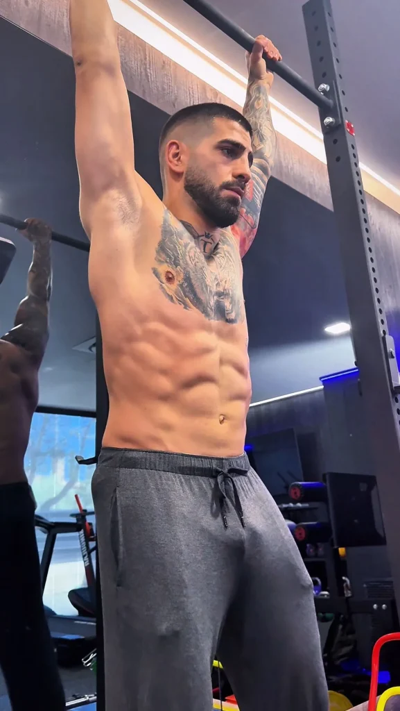 Invictos, la formación de Ilia Topuria