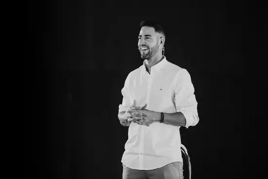 Adrián Gleez, emprendedor y negociante. Fundador del curso Game Change